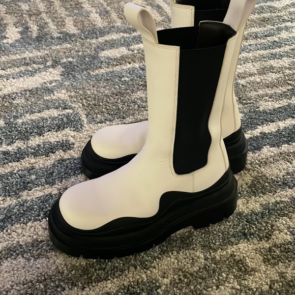 Bottega Veneta tire boots AUTHENTIC - Picture 5 of 5